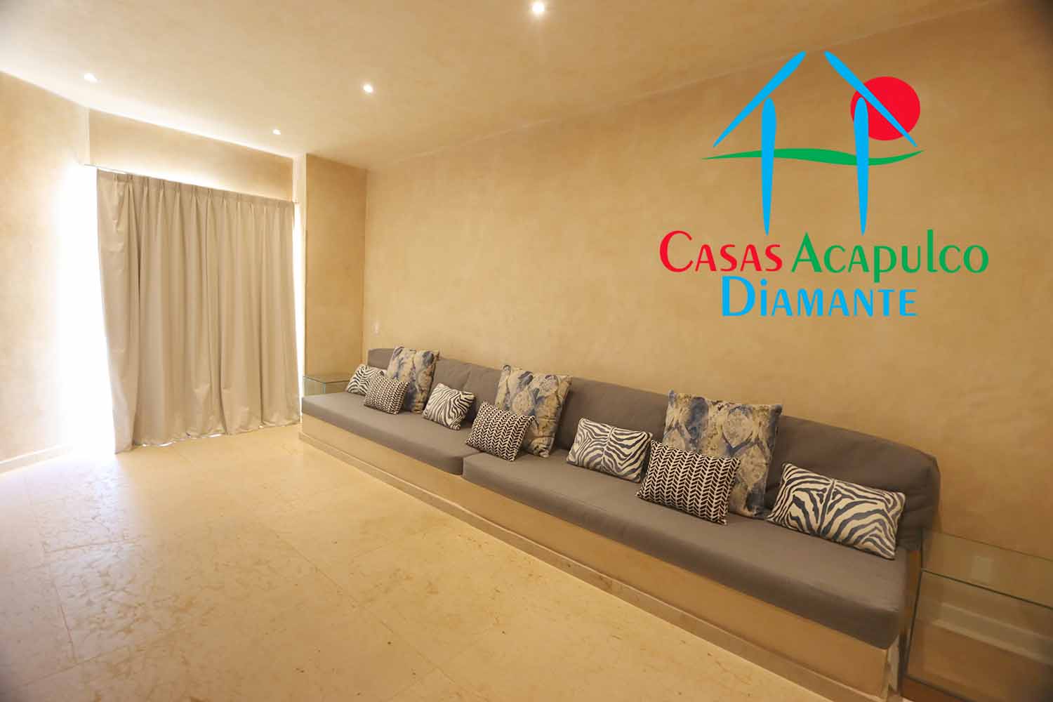 Tres Vistas - Sala de televisión 2